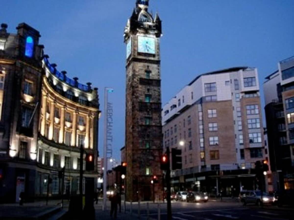 City Centre Apartment W Parking & Hyperoptic Wifi Glasgow Dış mekan fotoğraf