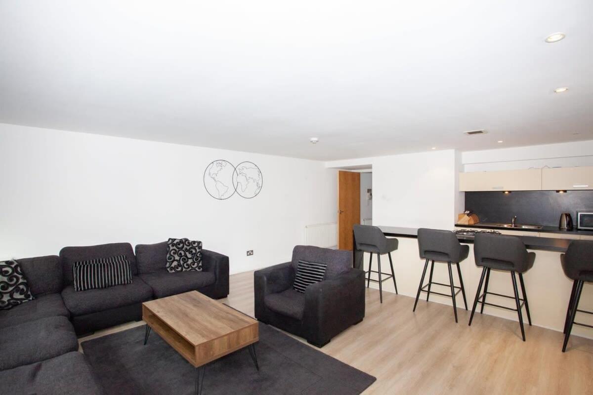 City Centre Apartment W Parking & Hyperoptic Wifi Glasgow Dış mekan fotoğraf